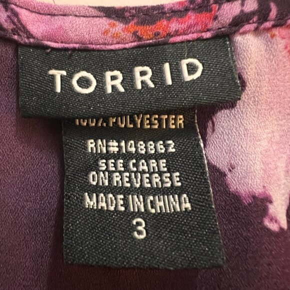TORRID Plus Strappy Swing Tank Sharkbite Floral Cami - Picture 6 of 8
